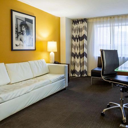 Comfort Inn & Suites Baltimore Inner Harbor Extérieur photo
