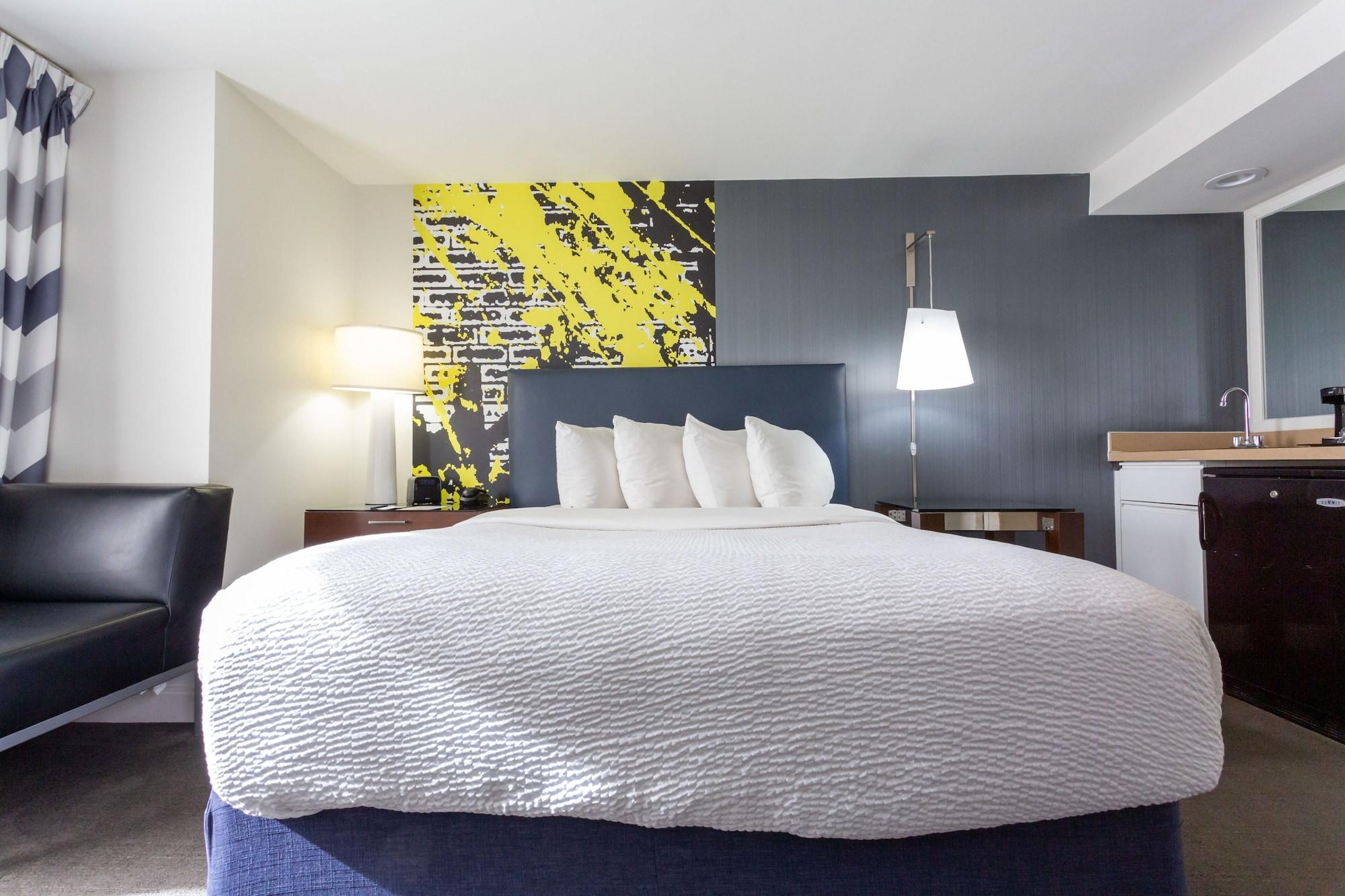 Comfort Inn & Suites Baltimore Inner Harbor Extérieur photo