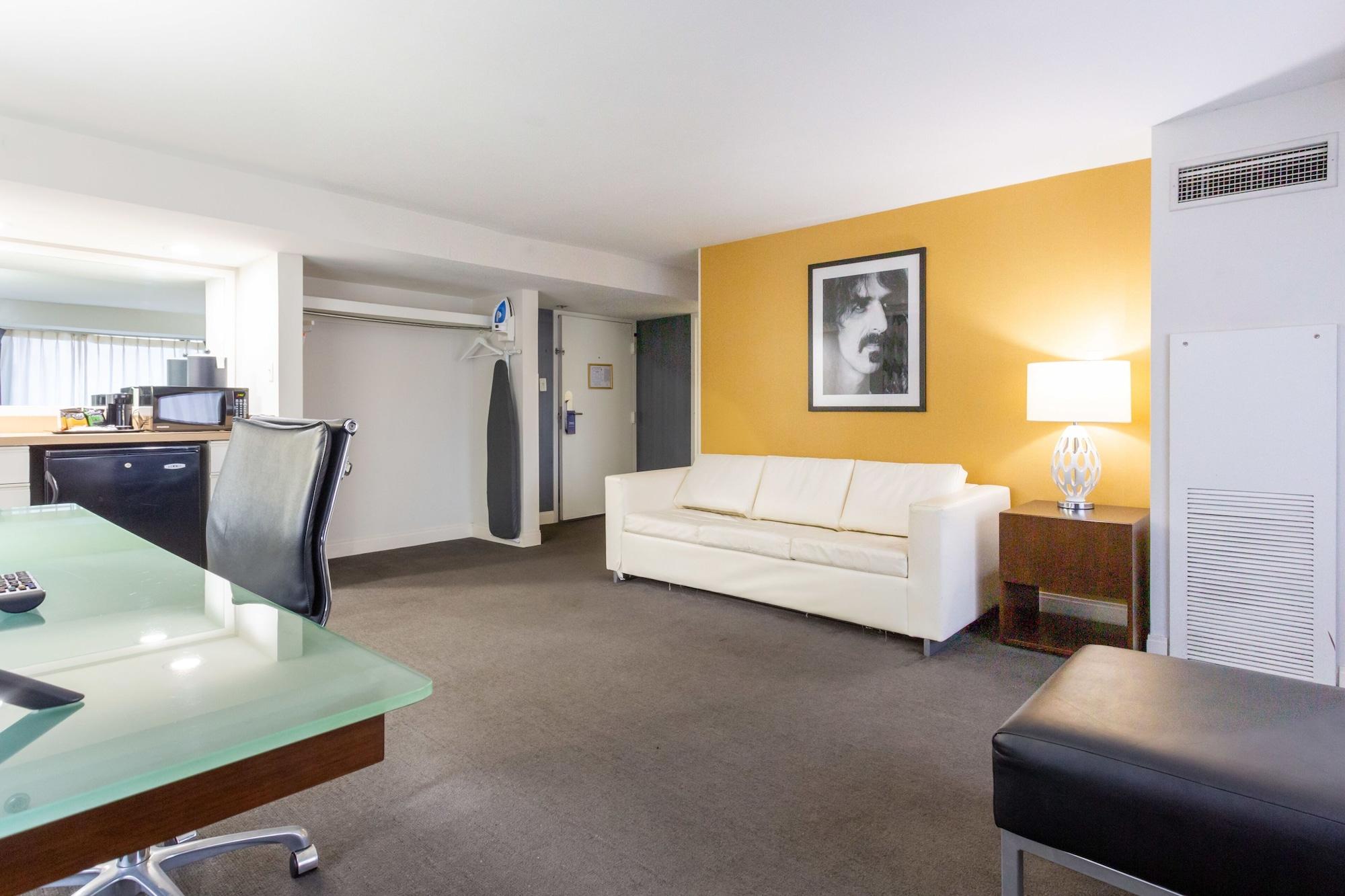 Comfort Inn & Suites Baltimore Inner Harbor Extérieur photo