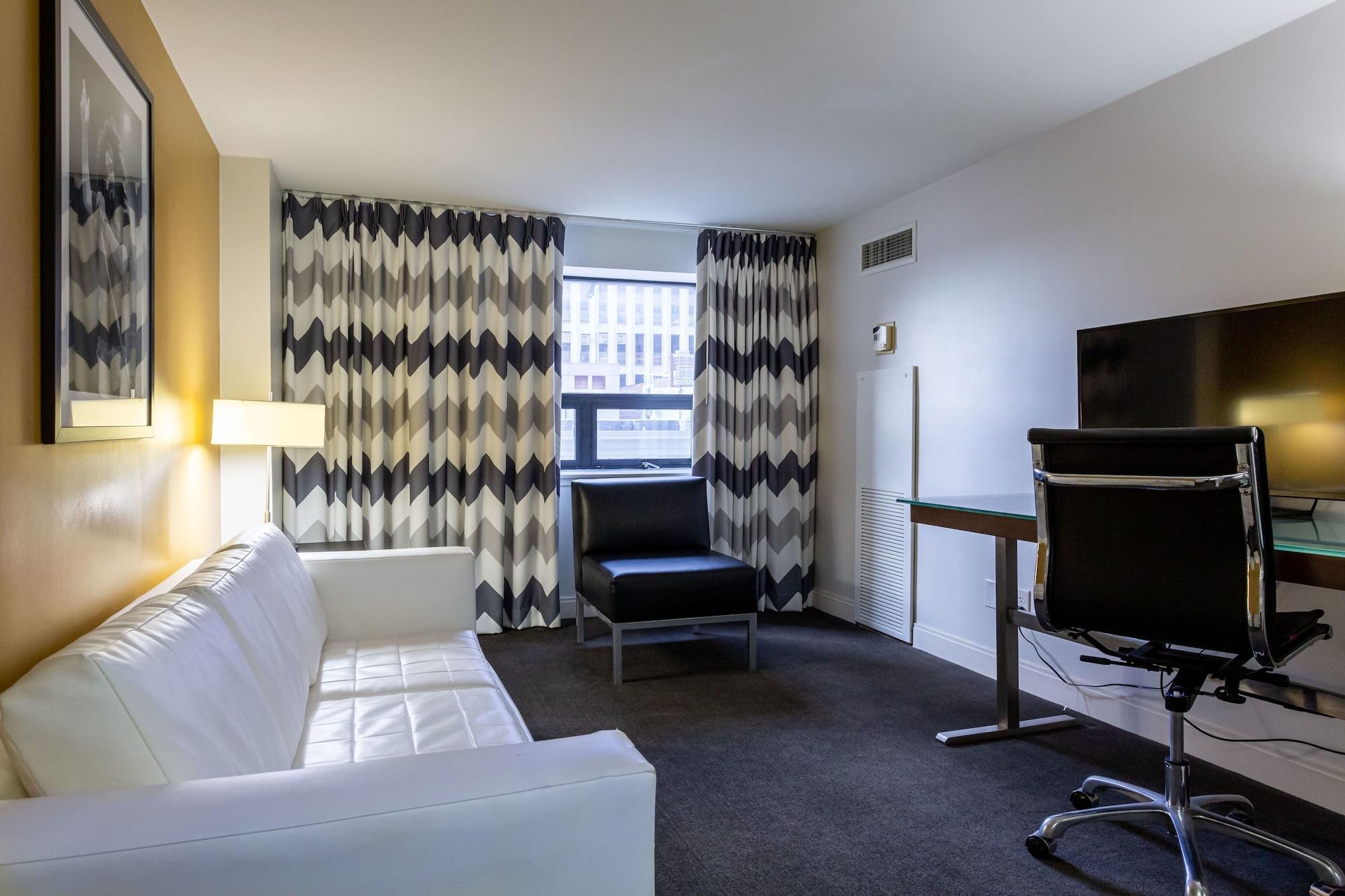 Comfort Inn & Suites Baltimore Inner Harbor Extérieur photo