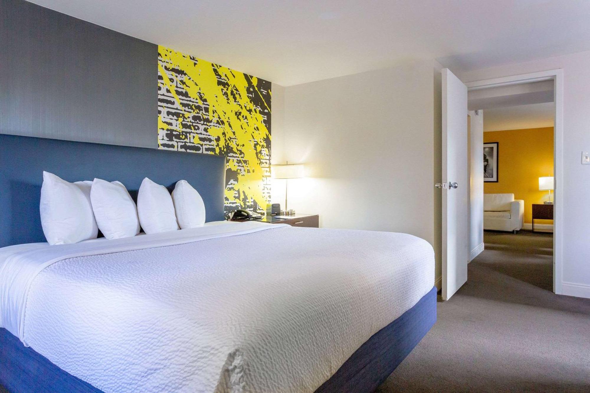 Comfort Inn & Suites Baltimore Inner Harbor Extérieur photo