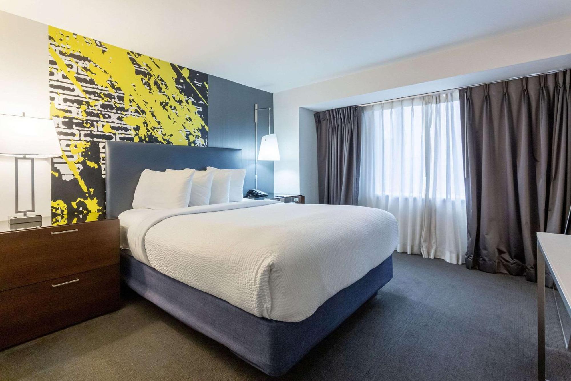 Comfort Inn & Suites Baltimore Inner Harbor Extérieur photo